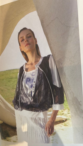 Elisa navy white lace top