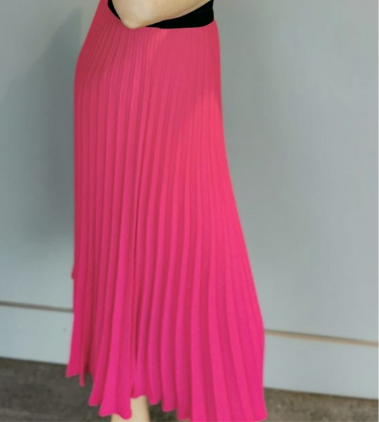 1/2 PRICE 🛑Fushia Pleat Skirt