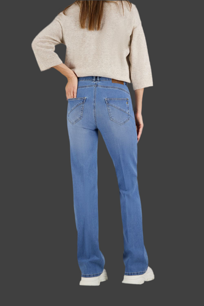 Denim medium wash jeans
